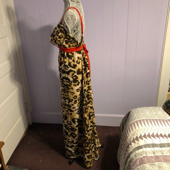 Long leopard dress - Picture 3 of 7